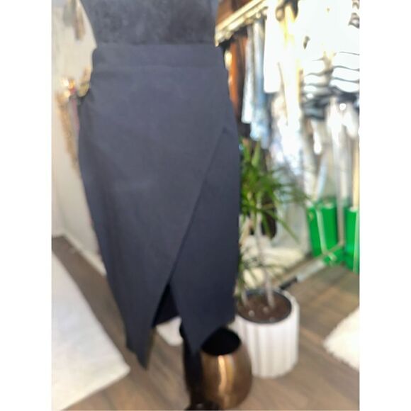 Boohoo Faux Wrap Skirt SZ 8 - Picture 2 of 5